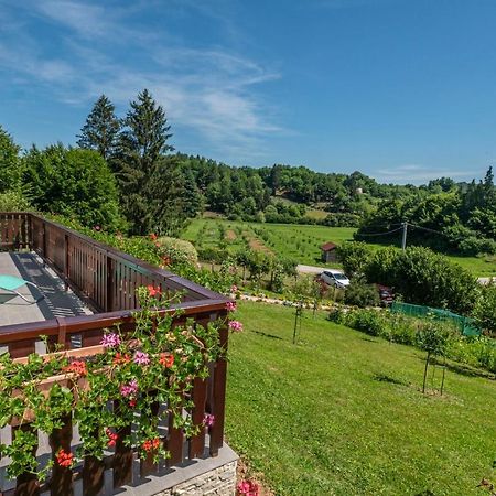 Holiday Home Mare Near River Karlovac Esterno foto